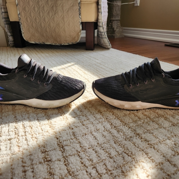 Shoes, Under Armour Vantage running shoe - Picture 3 of 7